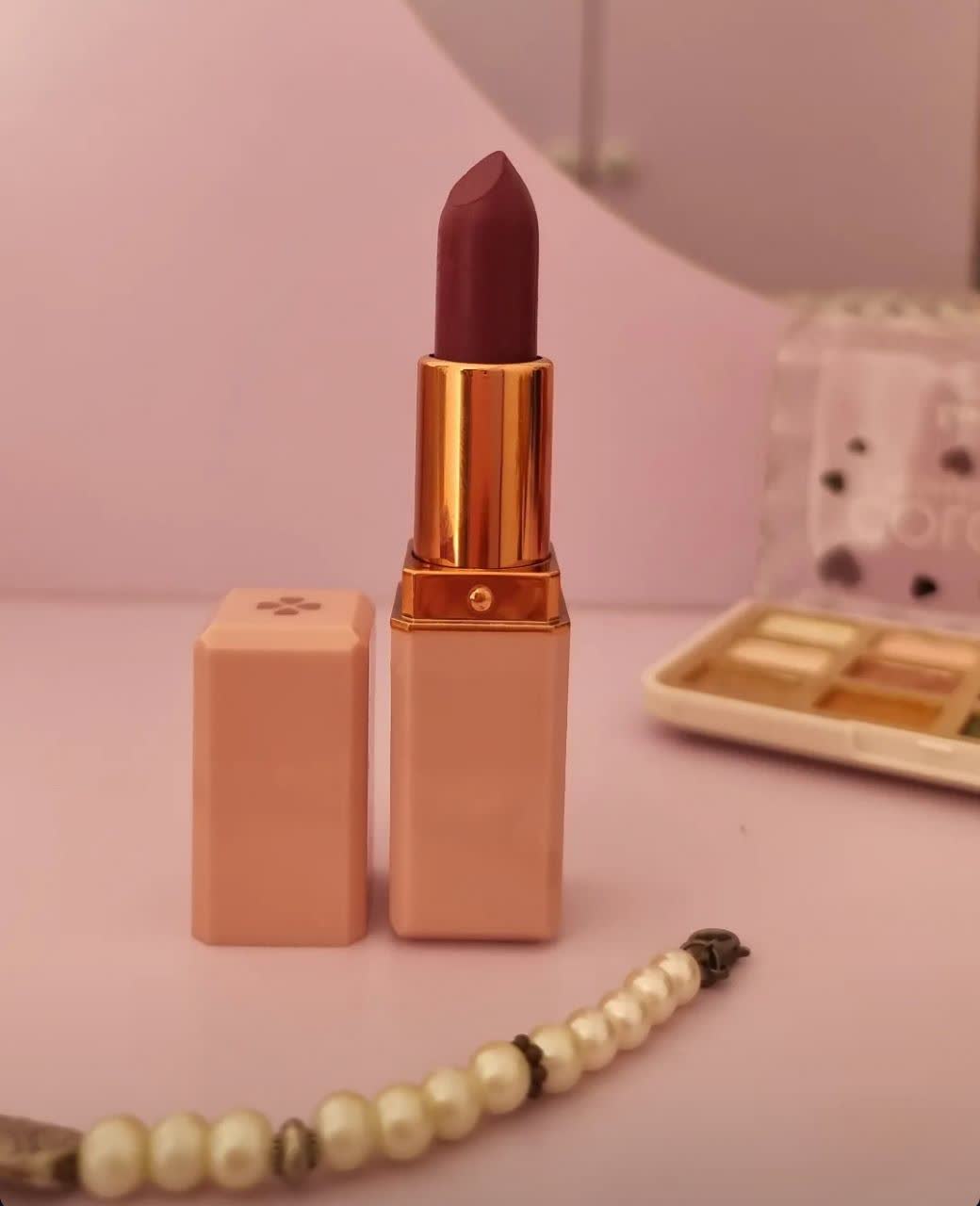 رژ لب جامد گیاهی